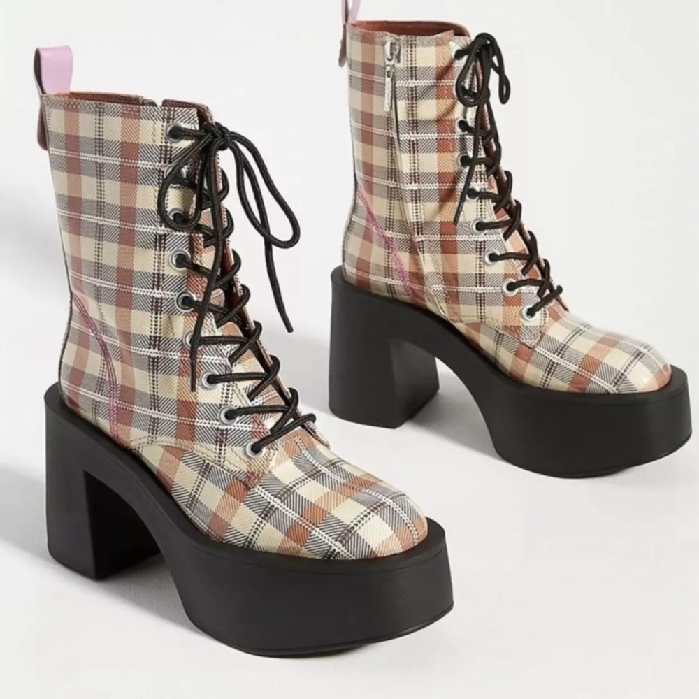 Larroude Olivia Bootie lace-up Plaid platform 6.5
